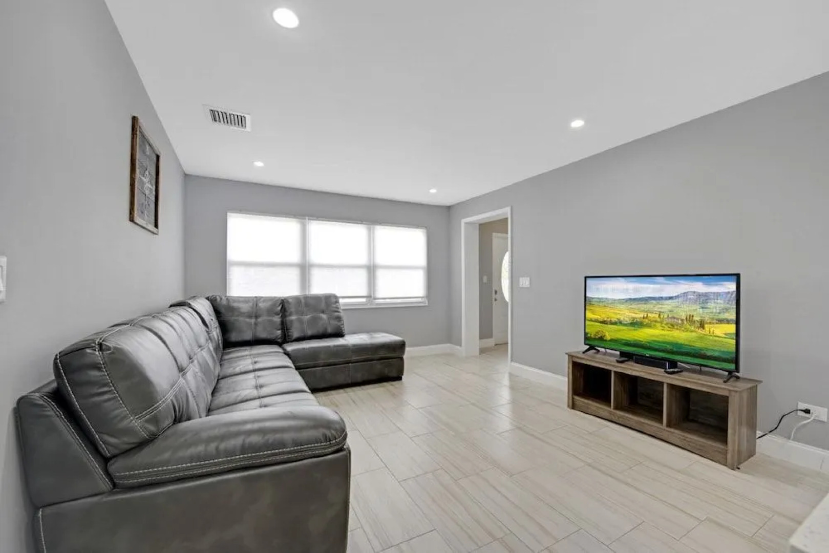 Lake view close to Hard Rock Casino smart TV