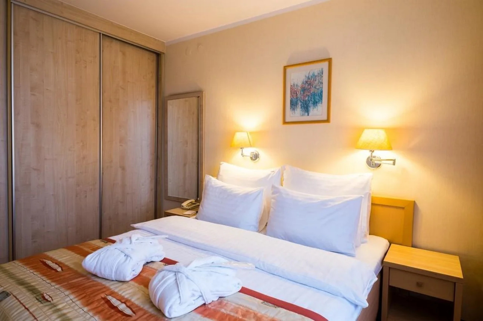 Apartamenty Zgoda Warszawa by DeSilva