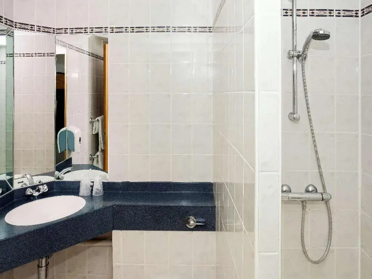 ibis Cardiff Gate - International Business Park