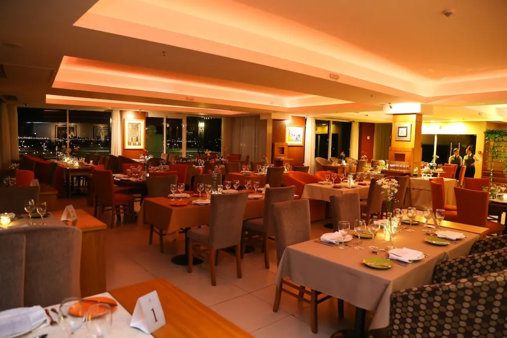 De la Trinidad Hotel