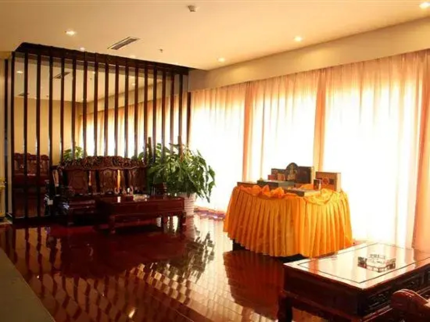 Yizhou International Hotel