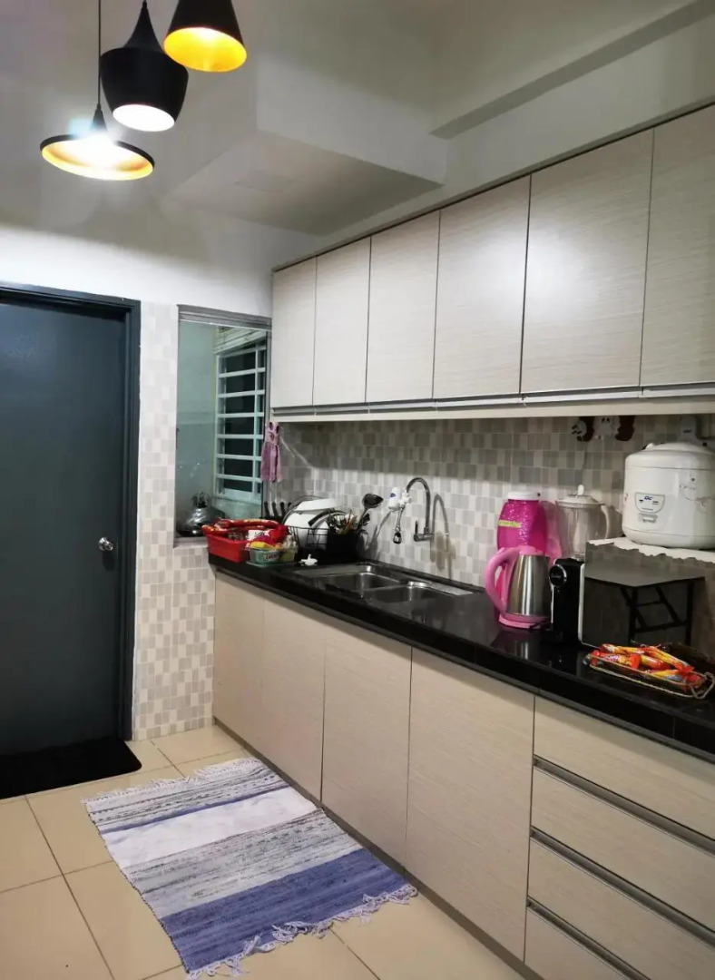 Mahkota Cheras Unique Condo 1-11 pax near MRT*KL