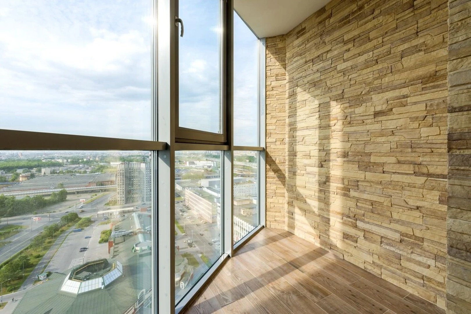 Апартаменты с видом на Ленинский проспект