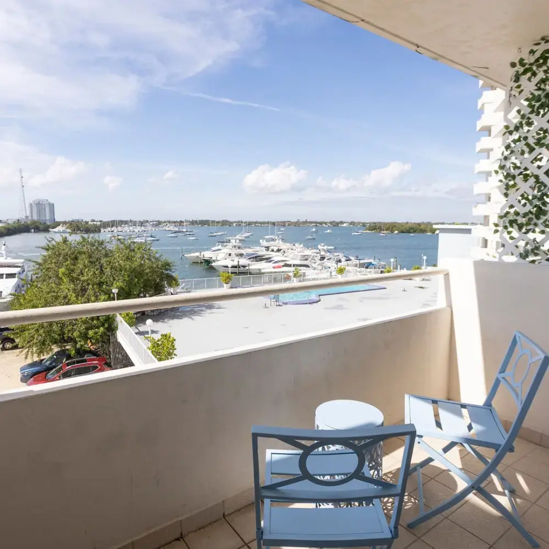 Vista Mar Bay Views Close to Miami Attractions