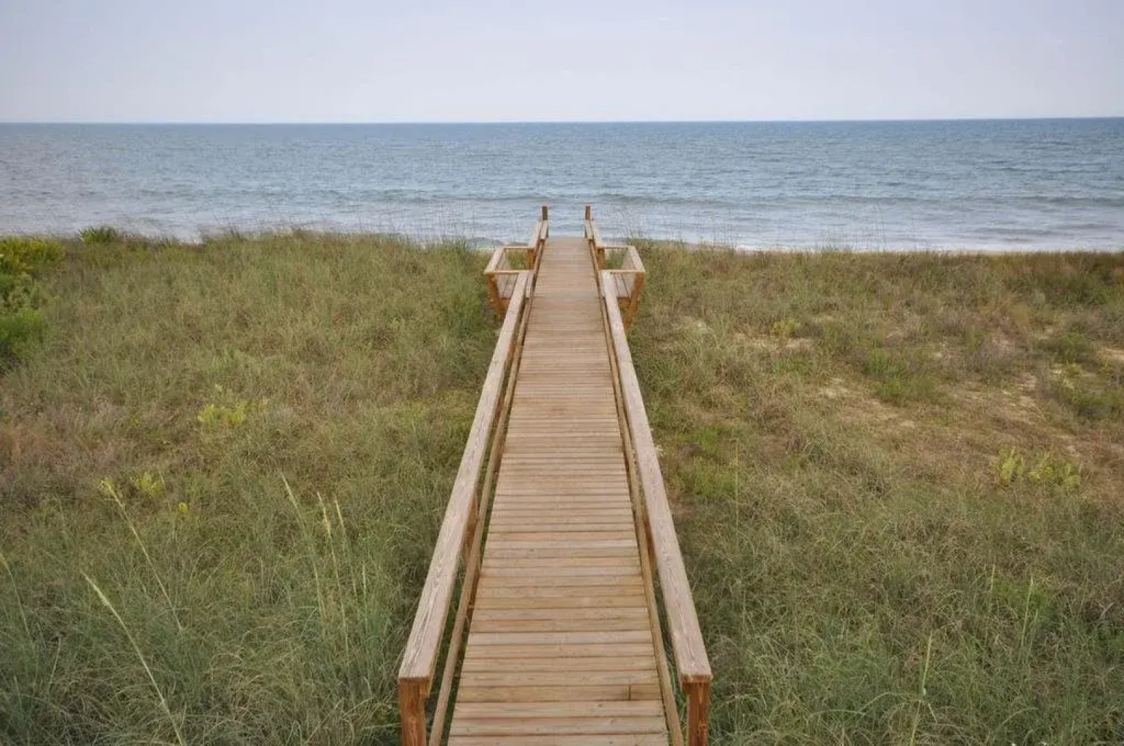 Seashell 3 Br Home by RedAwning