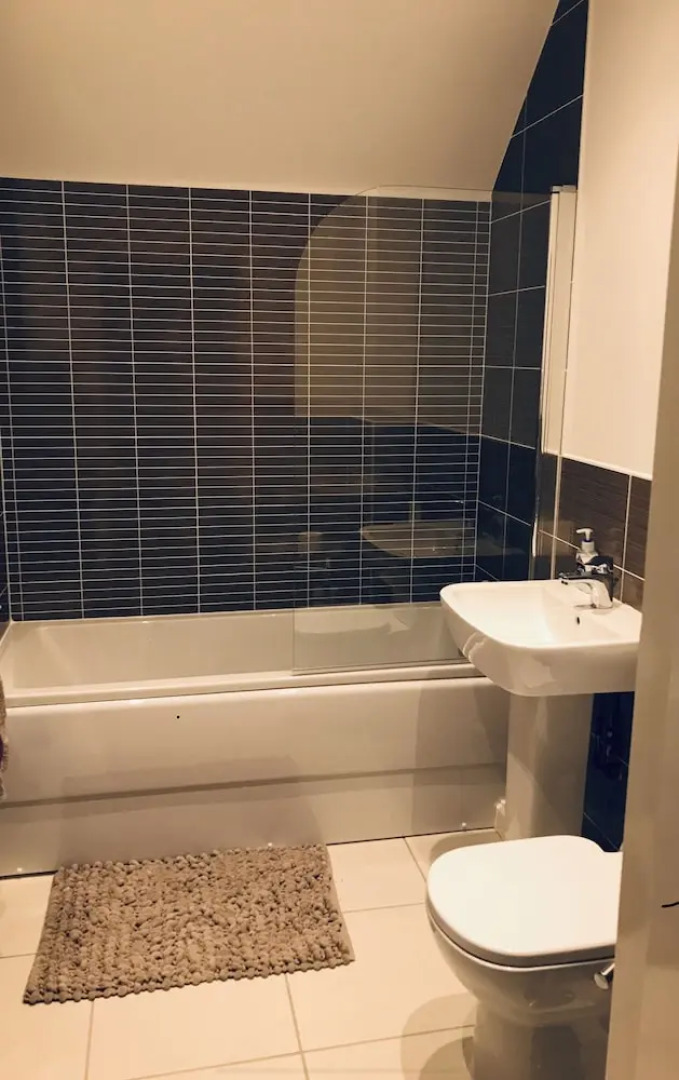 1 Bed Marina Apartment With Sea Views, Penthouse