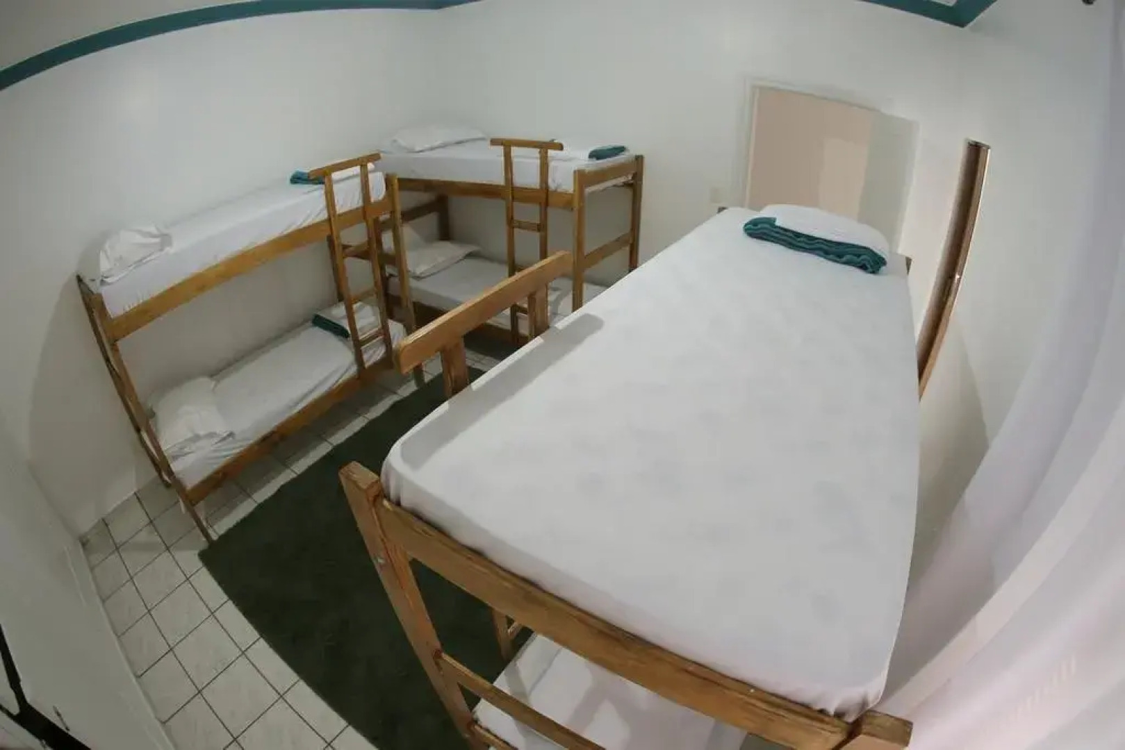 Pousada e Hostel Aqui