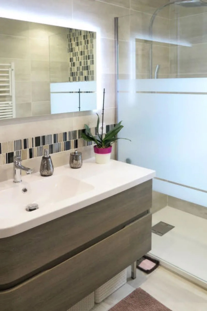 LES CAMéLIAS (LBE110)