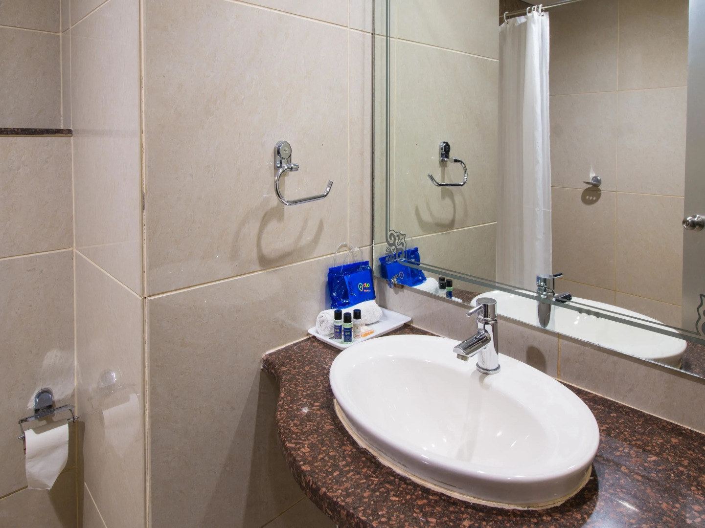 OYO 1903 Hotel Paras Inn