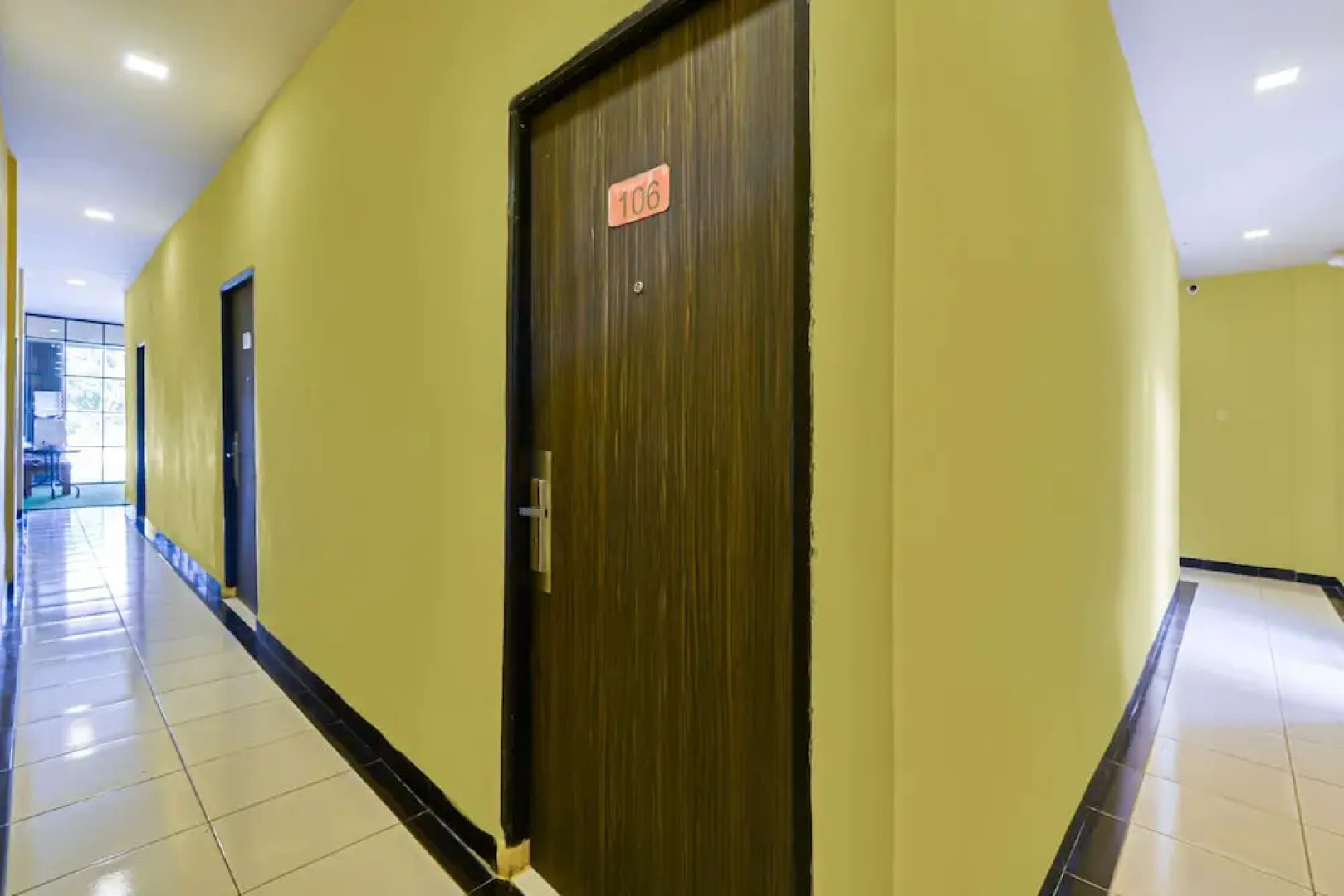 OYO 90259 Apollo Inn