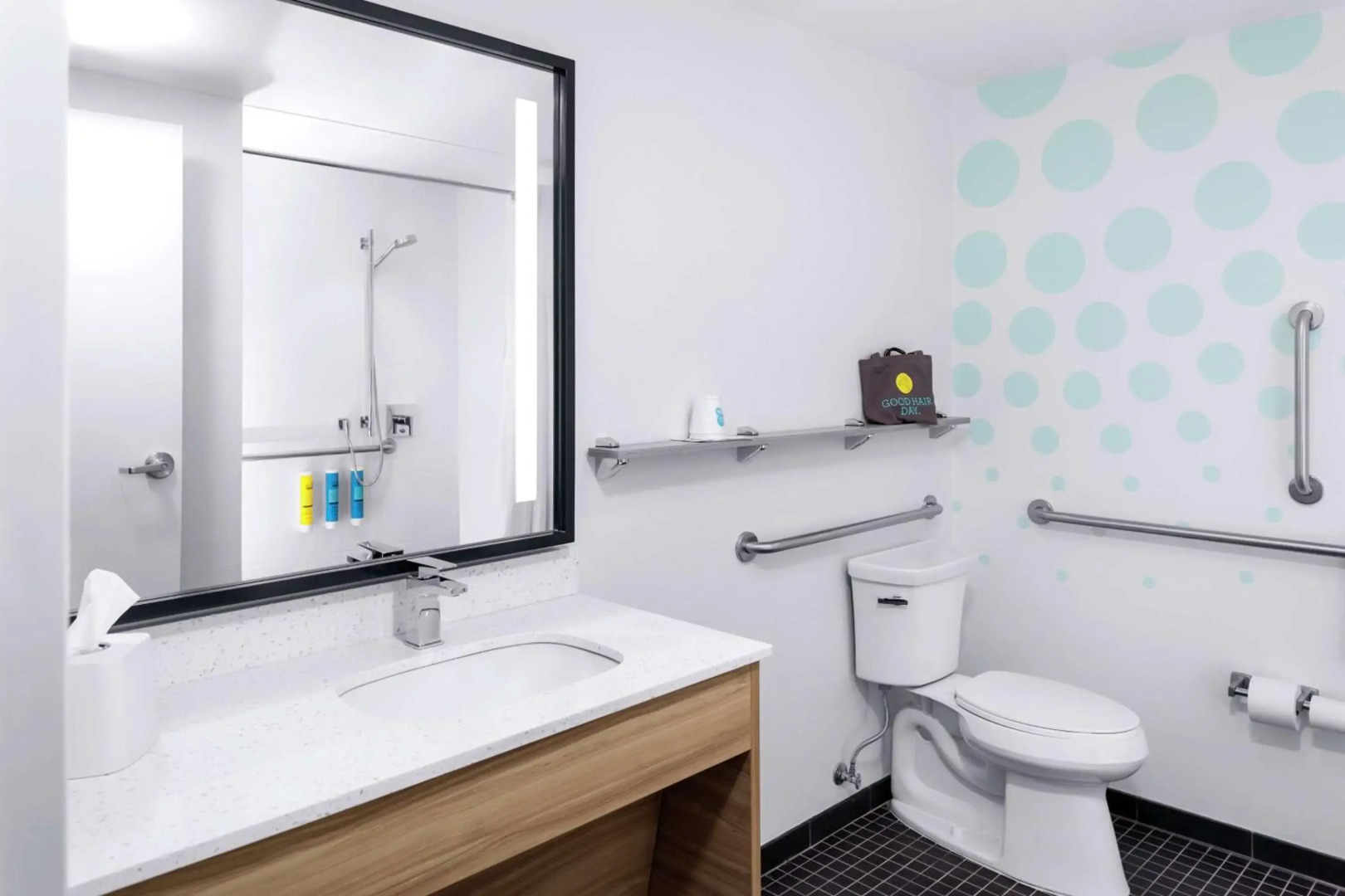 Tru by Hilton Gilbert