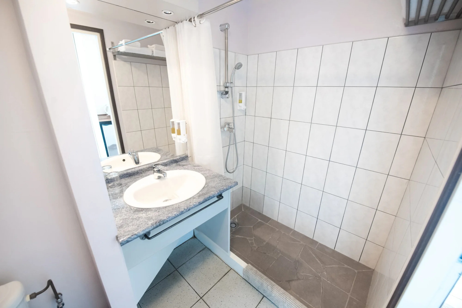 Tahiti Airport Motel