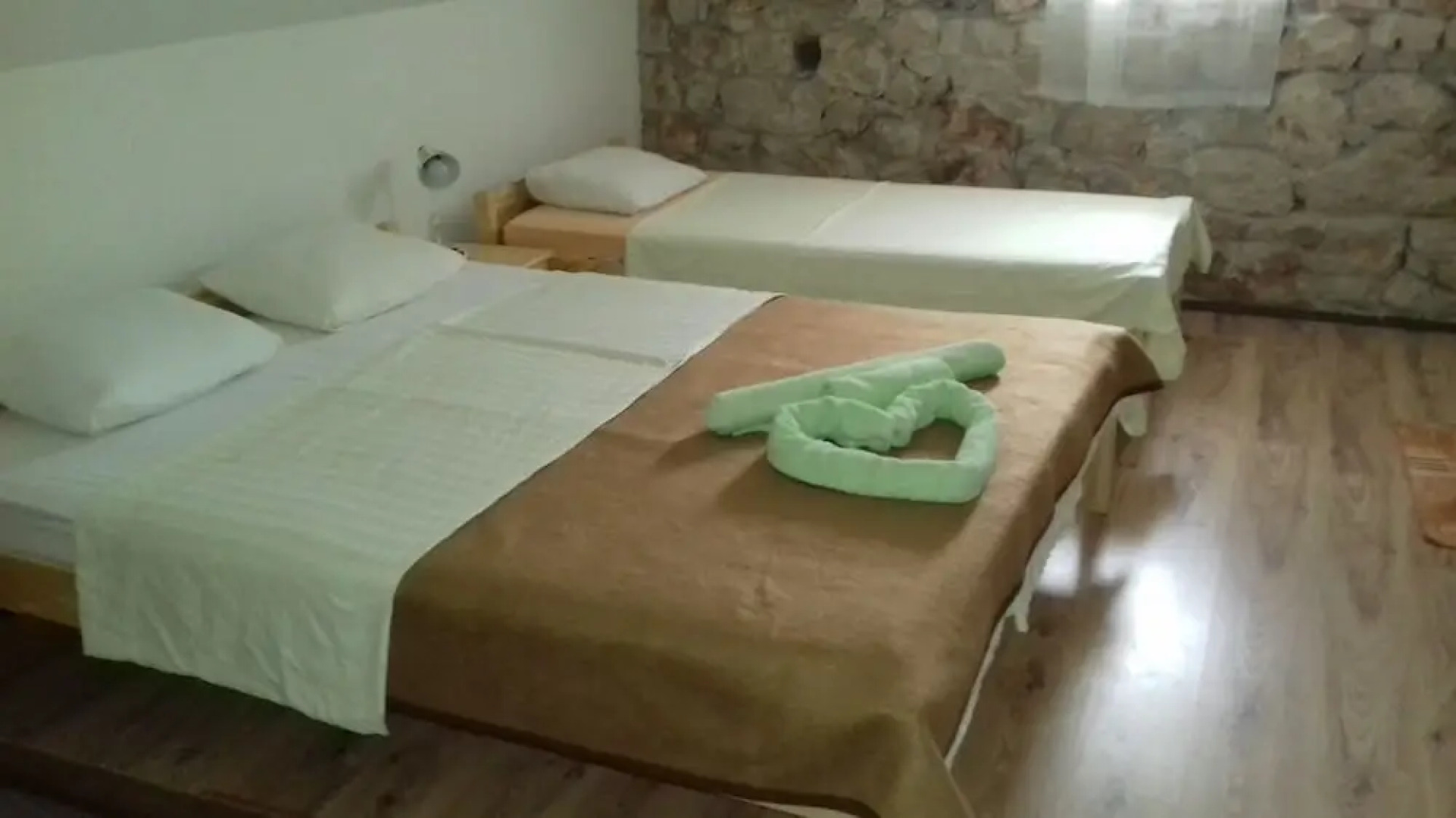 Apartment With one Bedroom in Tribanj, With Enclosed Garden and Wifi -