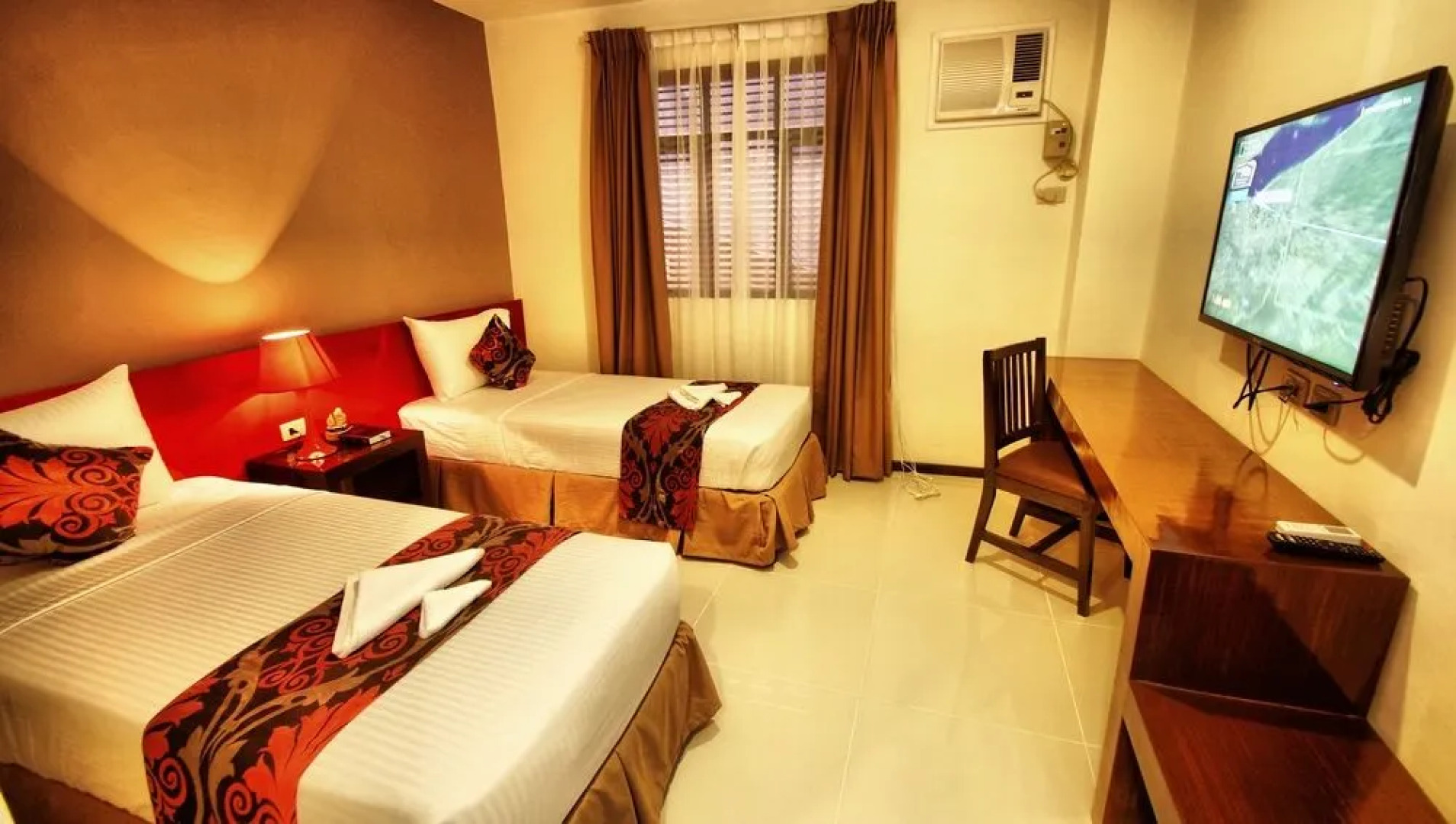 Big Daddy Hotel & Convention