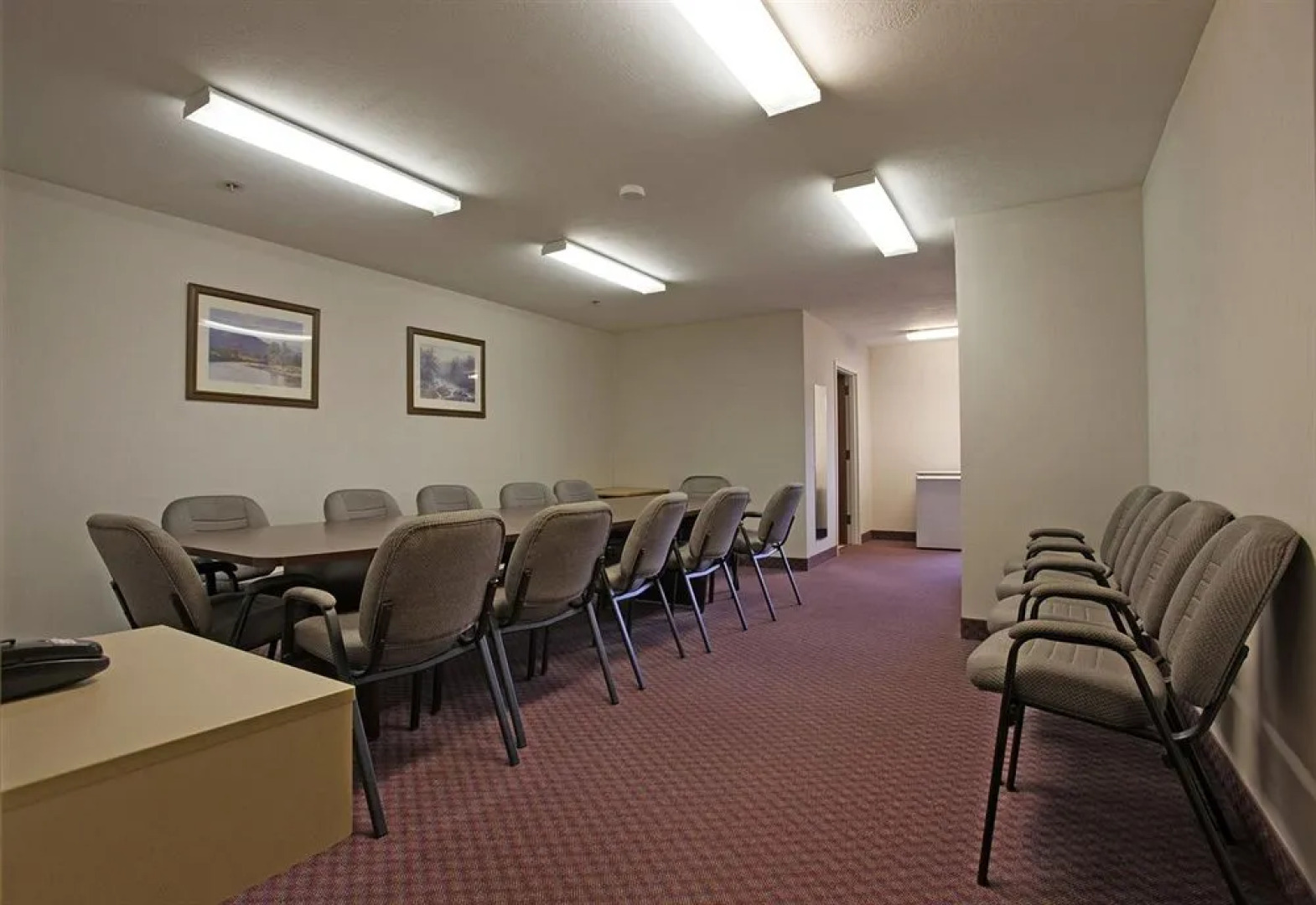 Americas Best Value Inn & Suites - N. Lima/Boardman