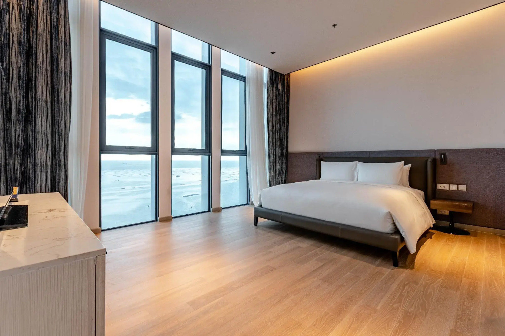 S. Sriracha Hotel and Residence