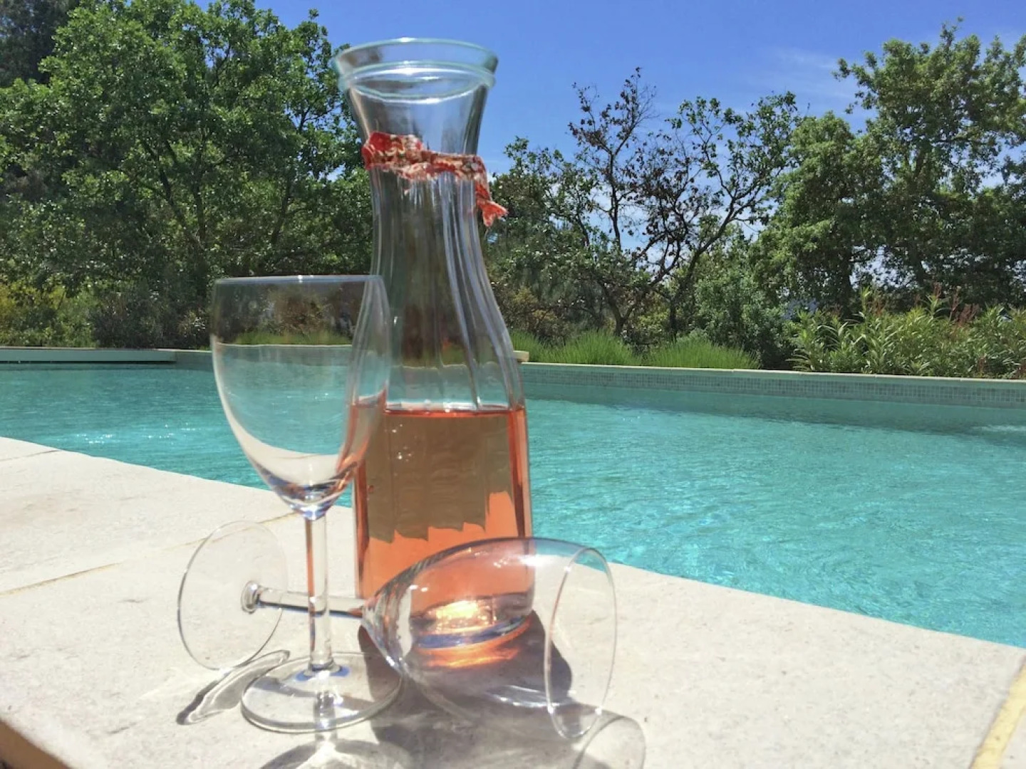 Opulent Villa in Le muy with Swimming Pool