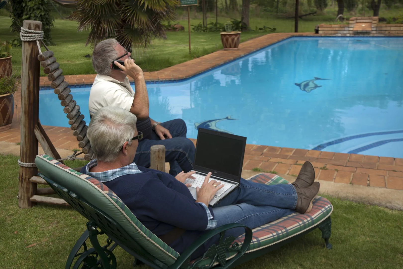 Airport Bird & Game Lodge