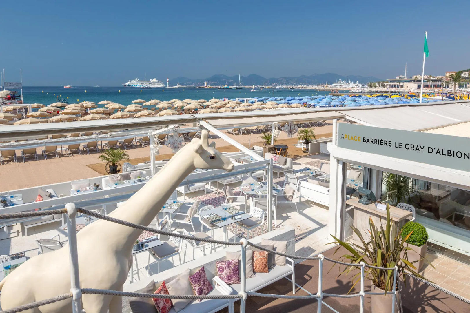 Отель Barriere Le Gray d'Albion