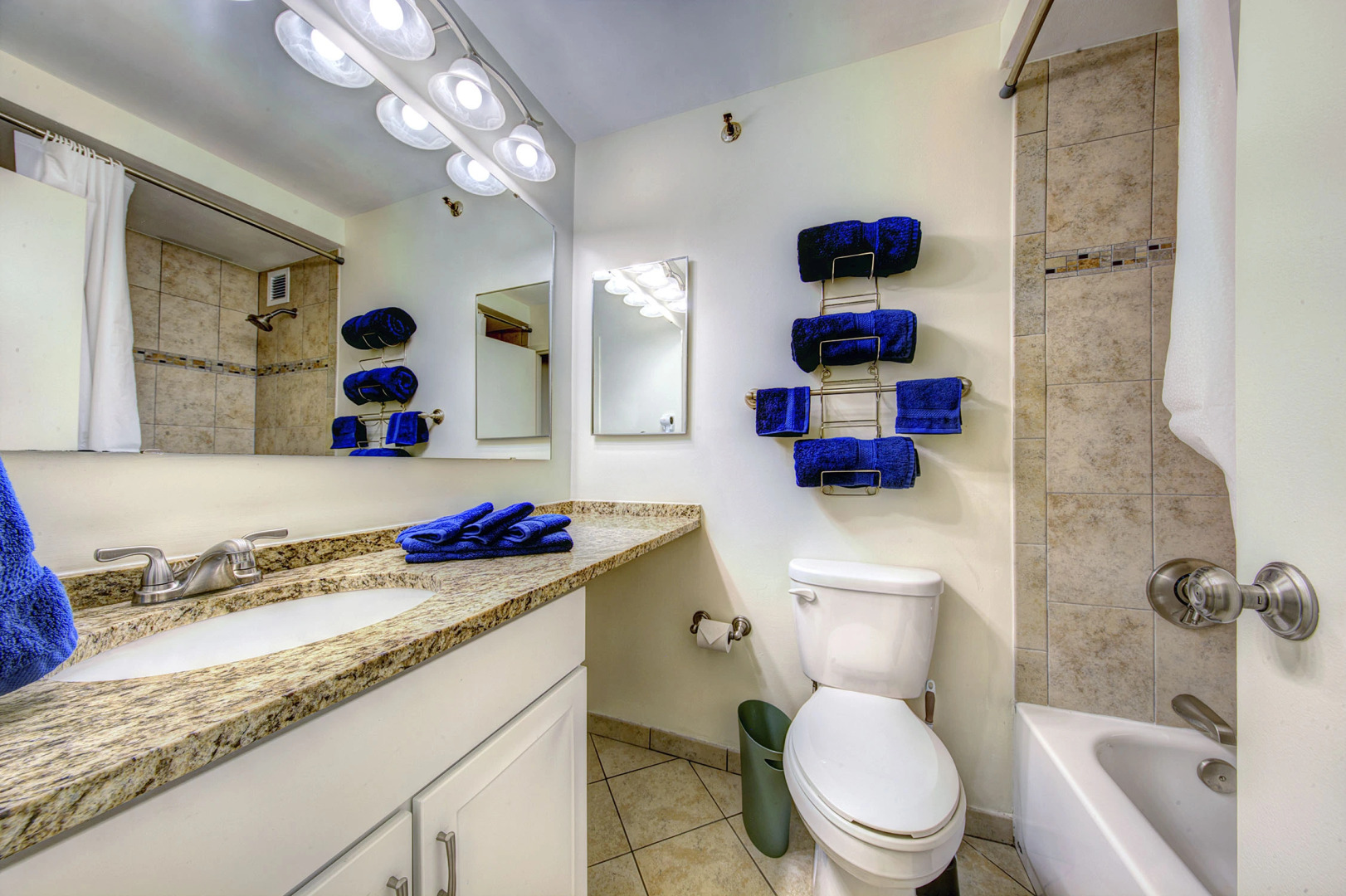 Perfect Location! Great Amenities Included!