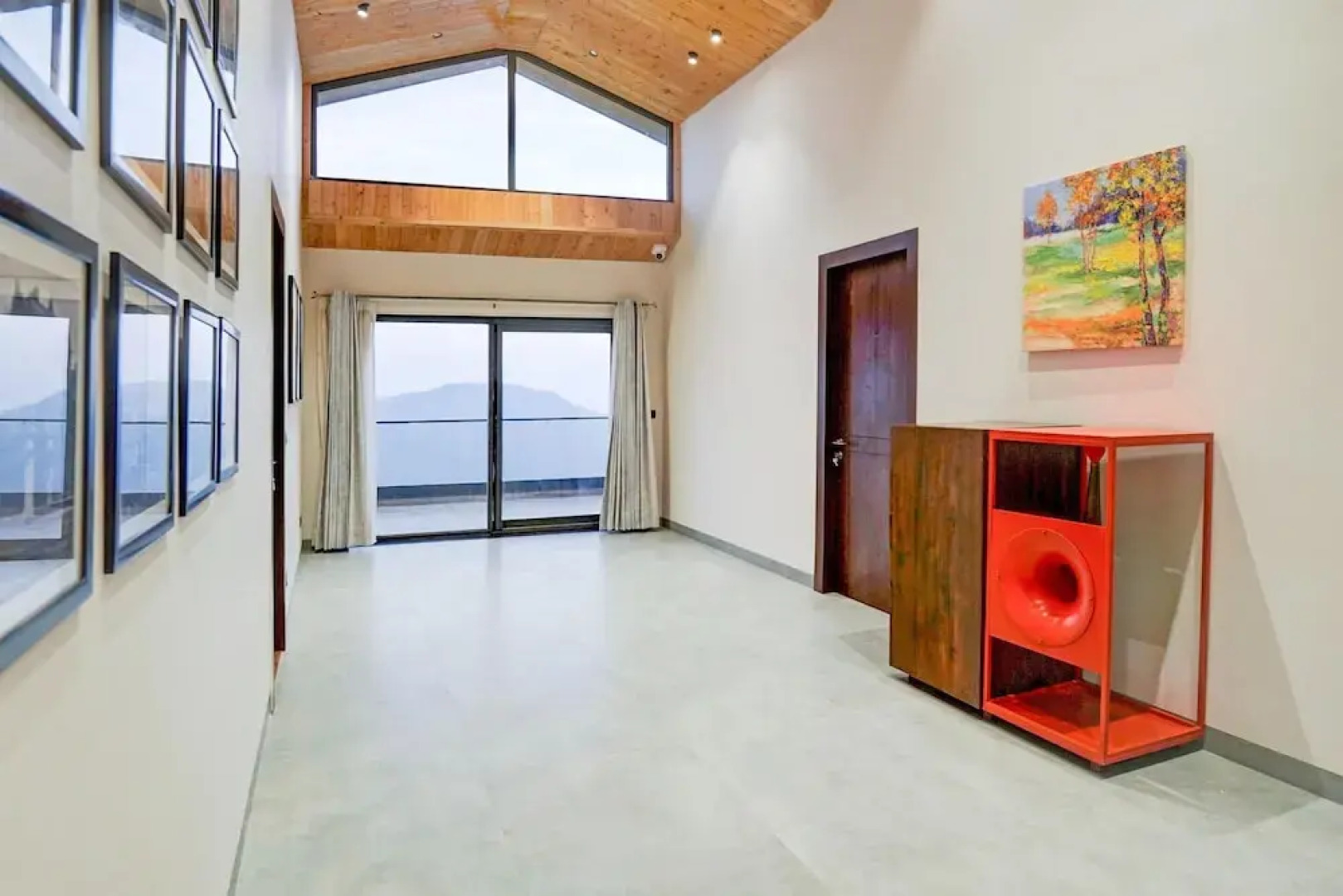 Sunday Premium 5 BHK Villa Mihika, Shimla