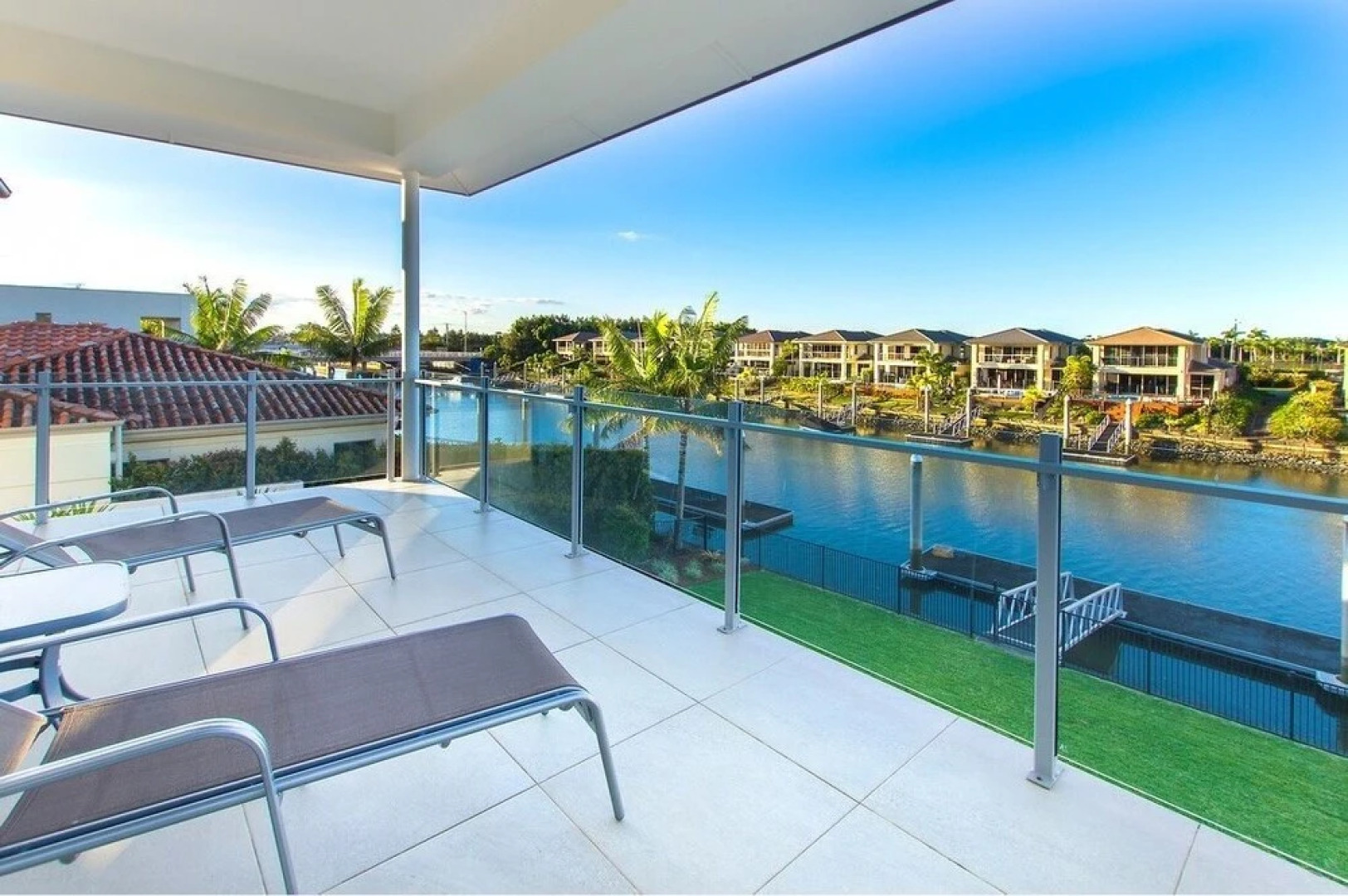 Holiday Home Vogue Living @ Hope Island Resort