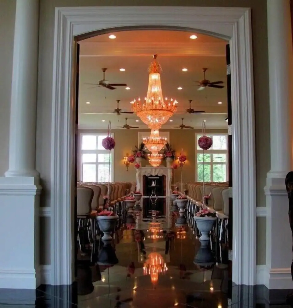 Cameron Estate Inn & Restaurant