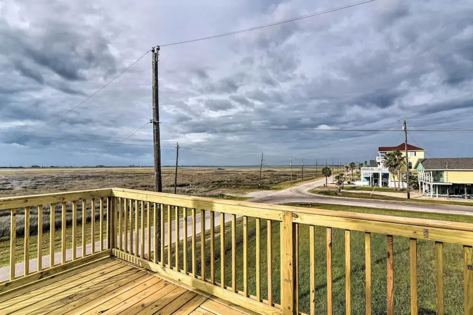 Freeport Home w/ Deck & Grill, Near Boat Ramp