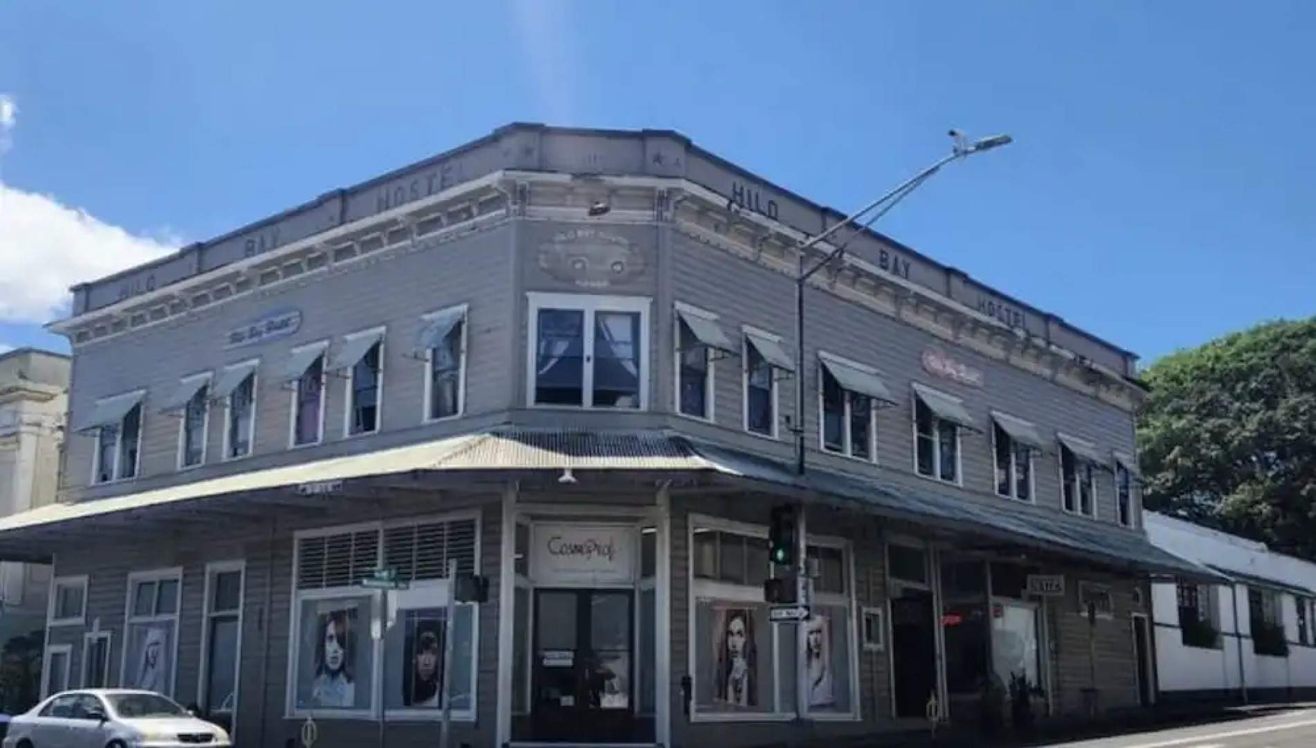 Howzit Hostels Hawaii