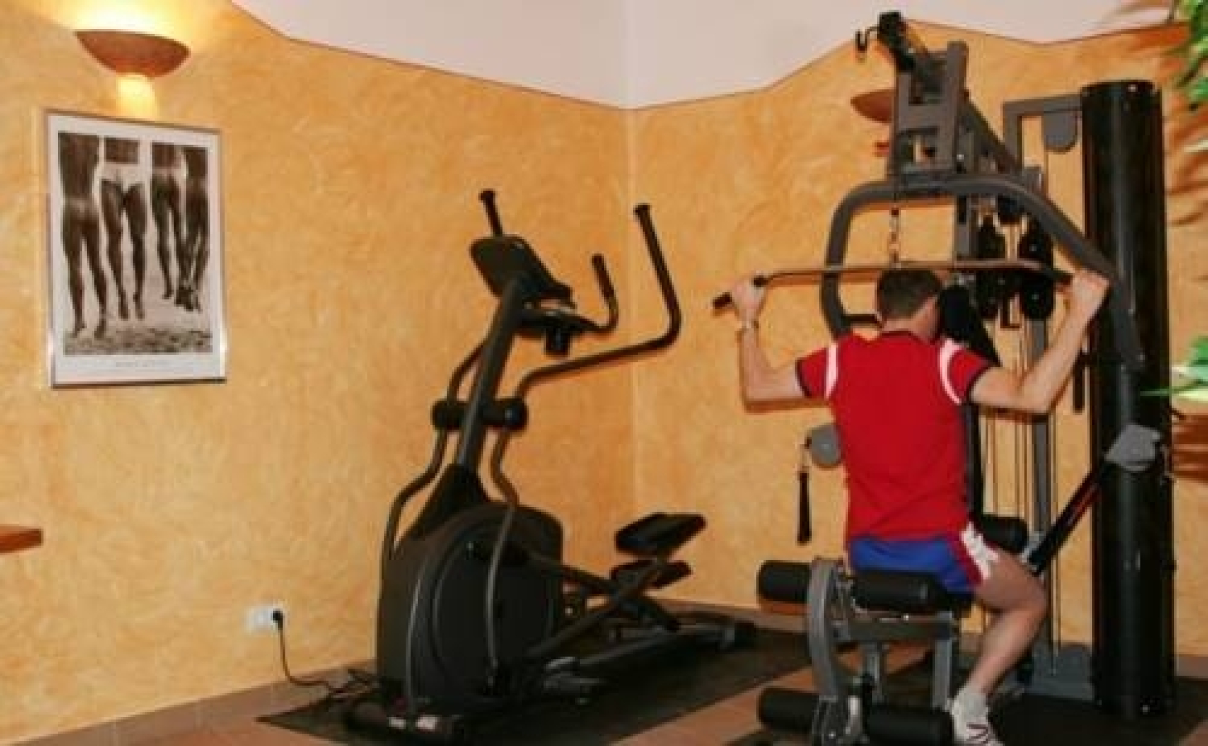 Gay Hotel Haus Romeo Men Only