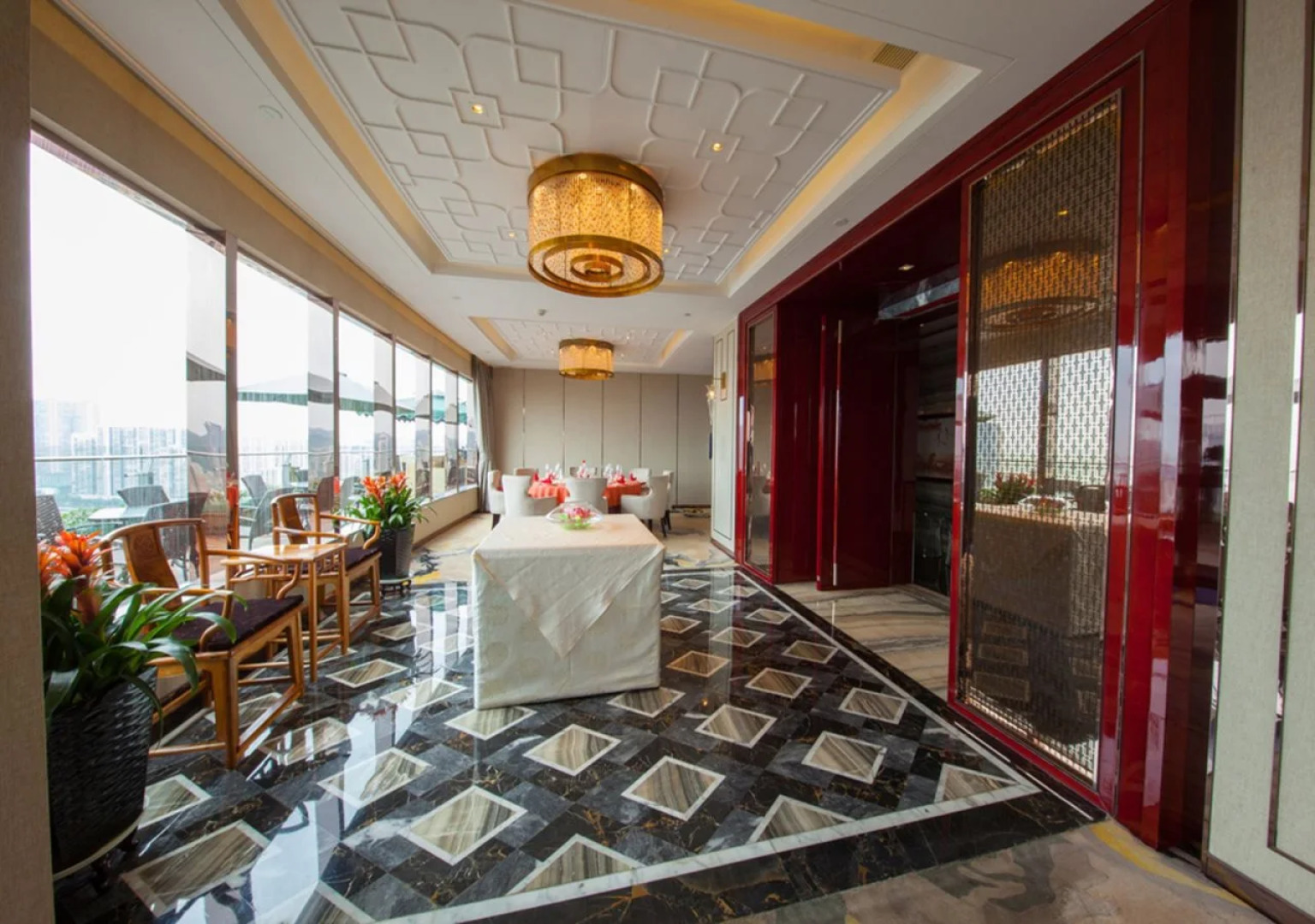 Zhuhai Charming Holiday Hotel