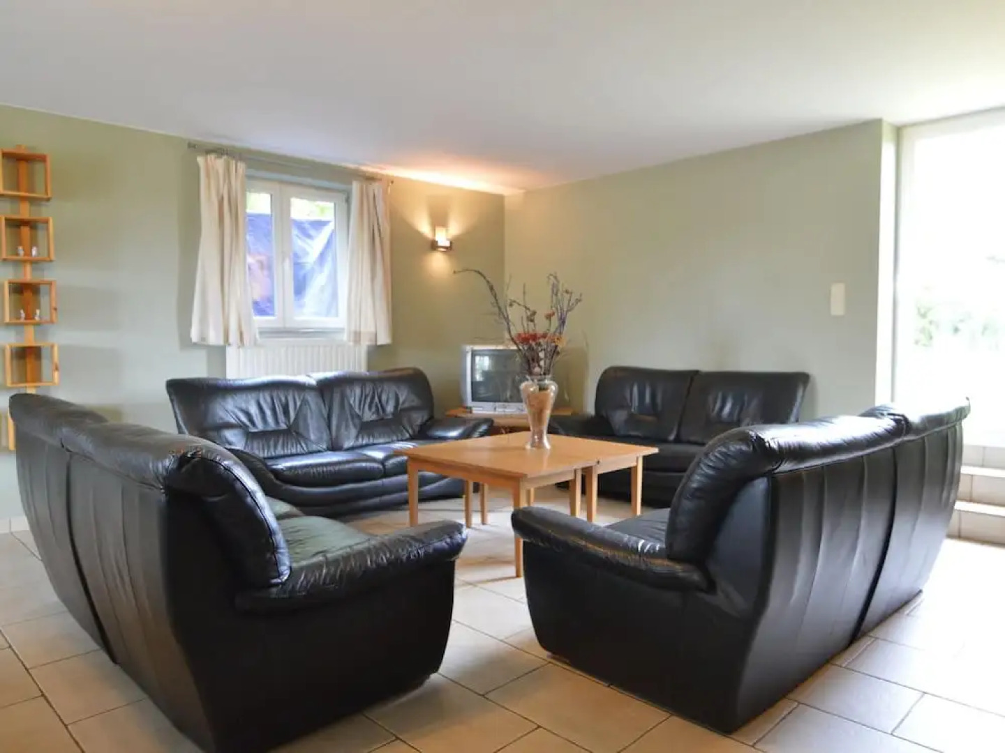 Grand Villa With Bubble Bath