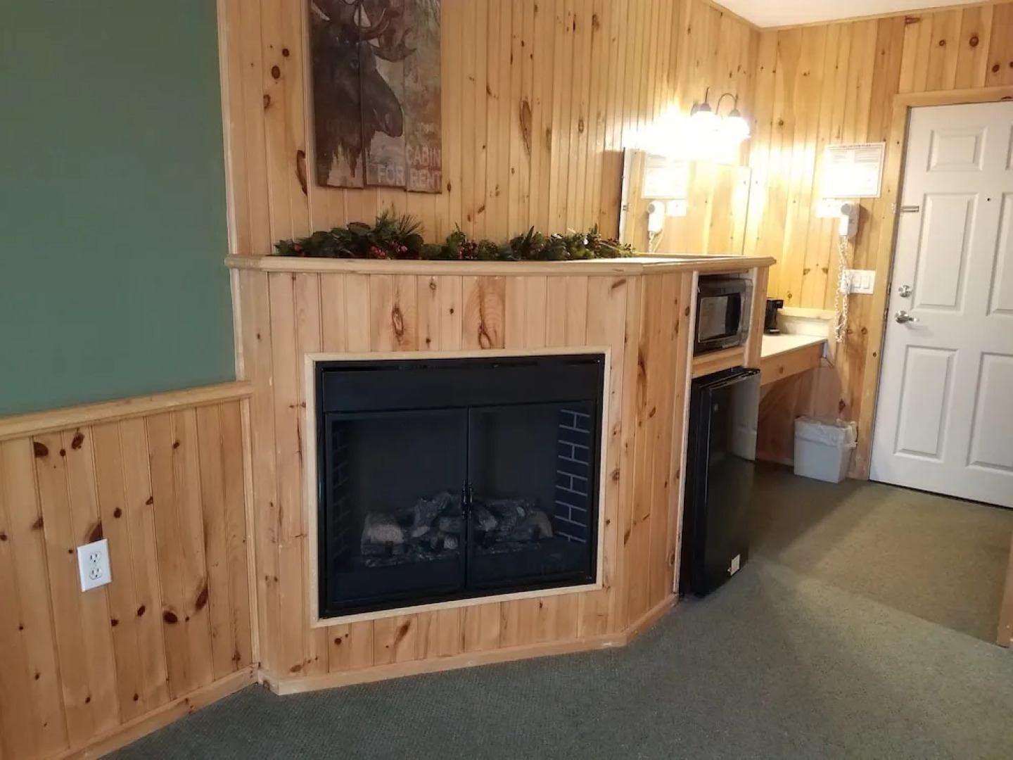 Maine Woods Inn at Vacationland Inns