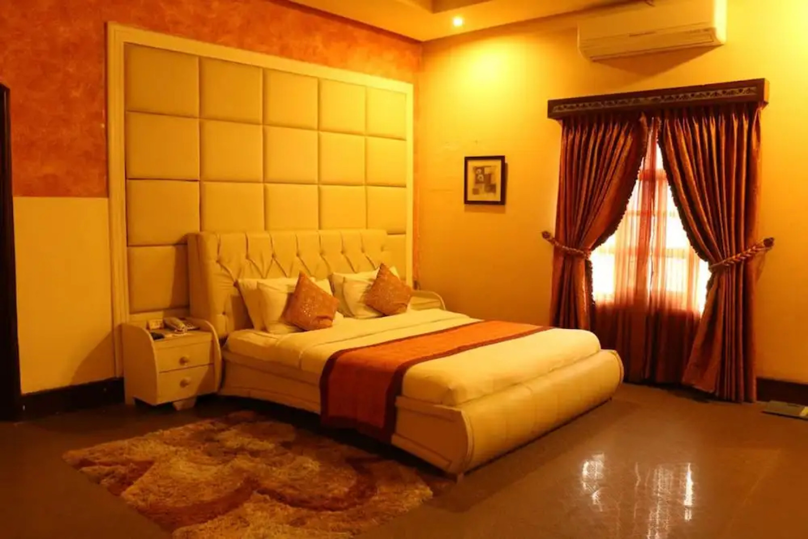 Garvaish Luxury Hotel