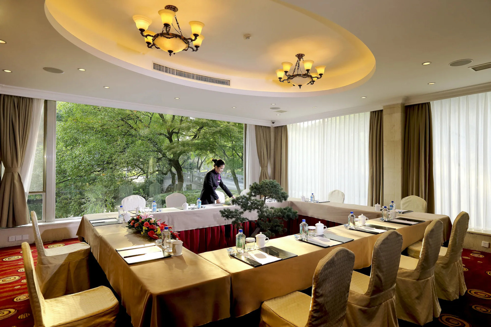 West Lake State Guest House