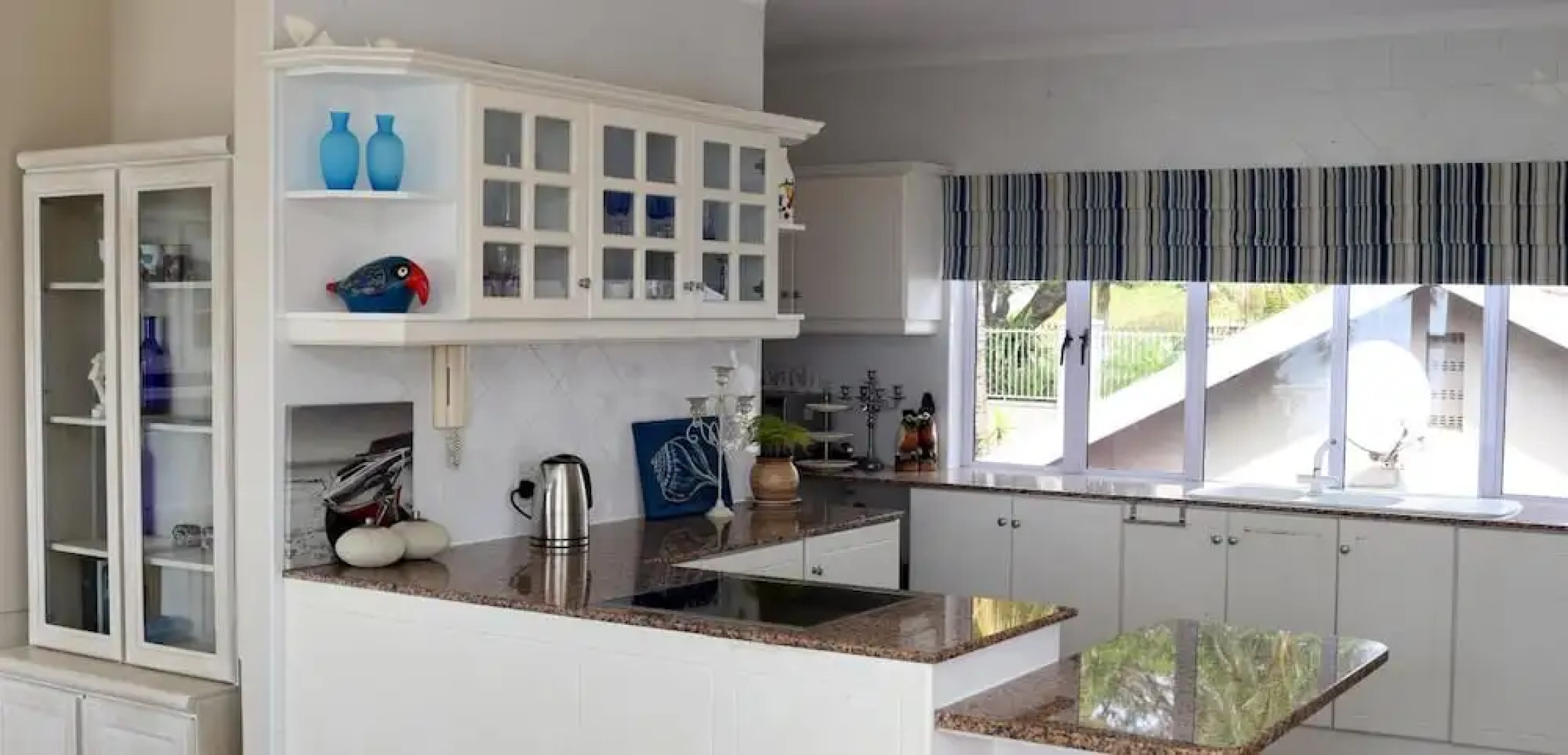 Acacia Crescent Seaview Manor