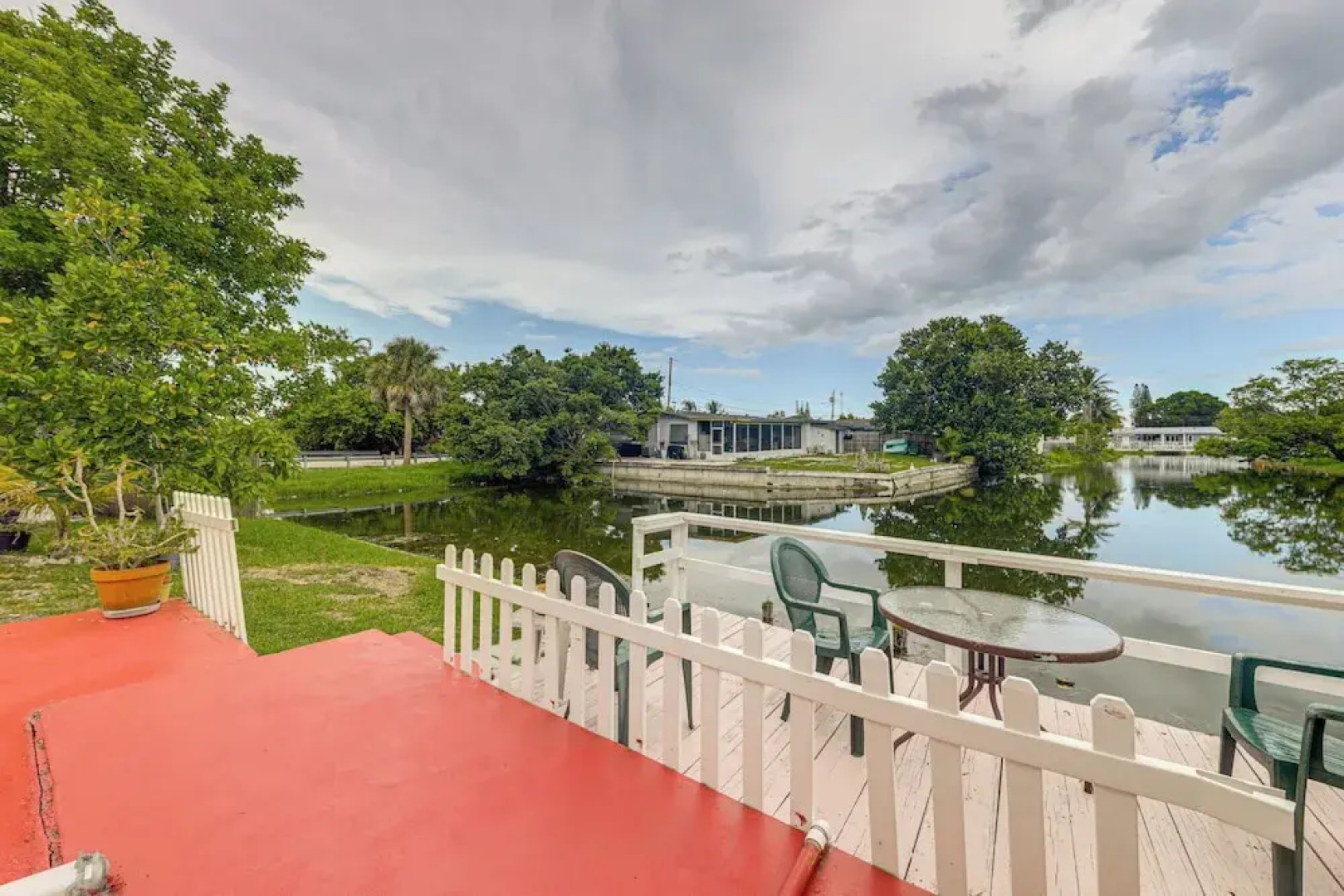 Canal-front Gem w/ Pool: 3 Mi to Hard Rock Stadium