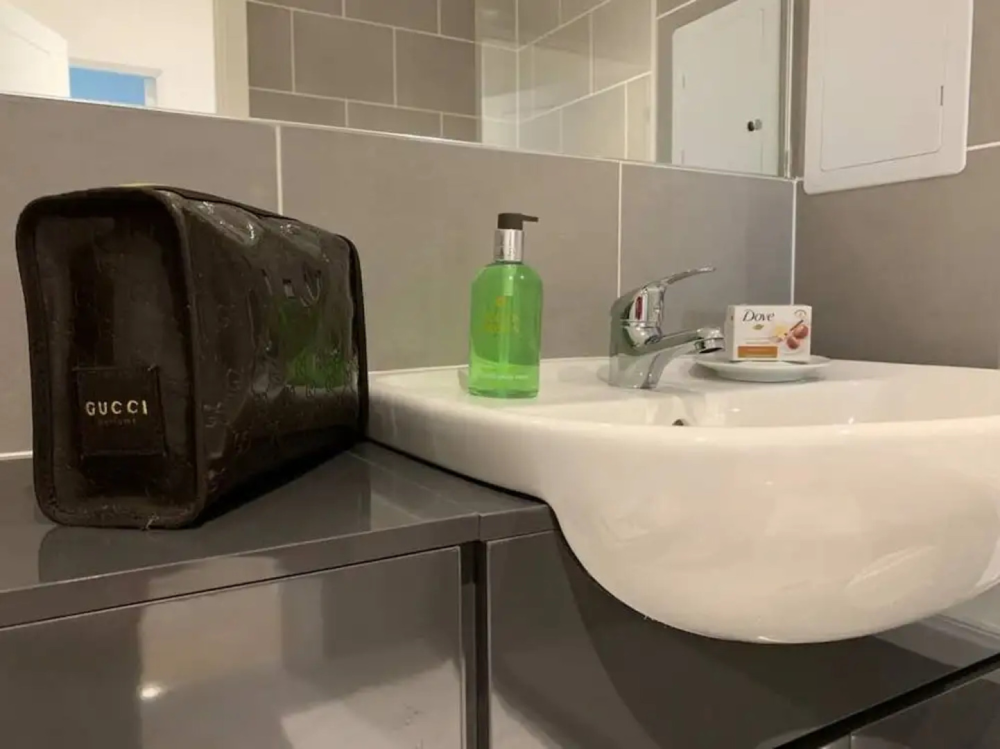 WV1 Stays - Belvedere Residence