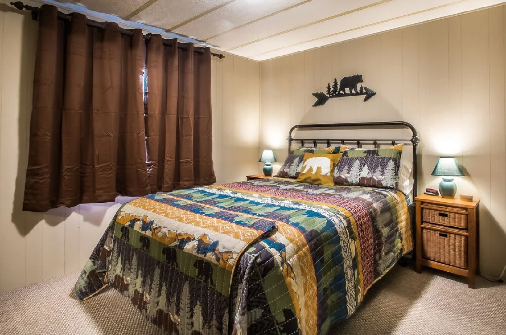 Heavenly Lake Haven Apartment 3 NW Comfy Cabins