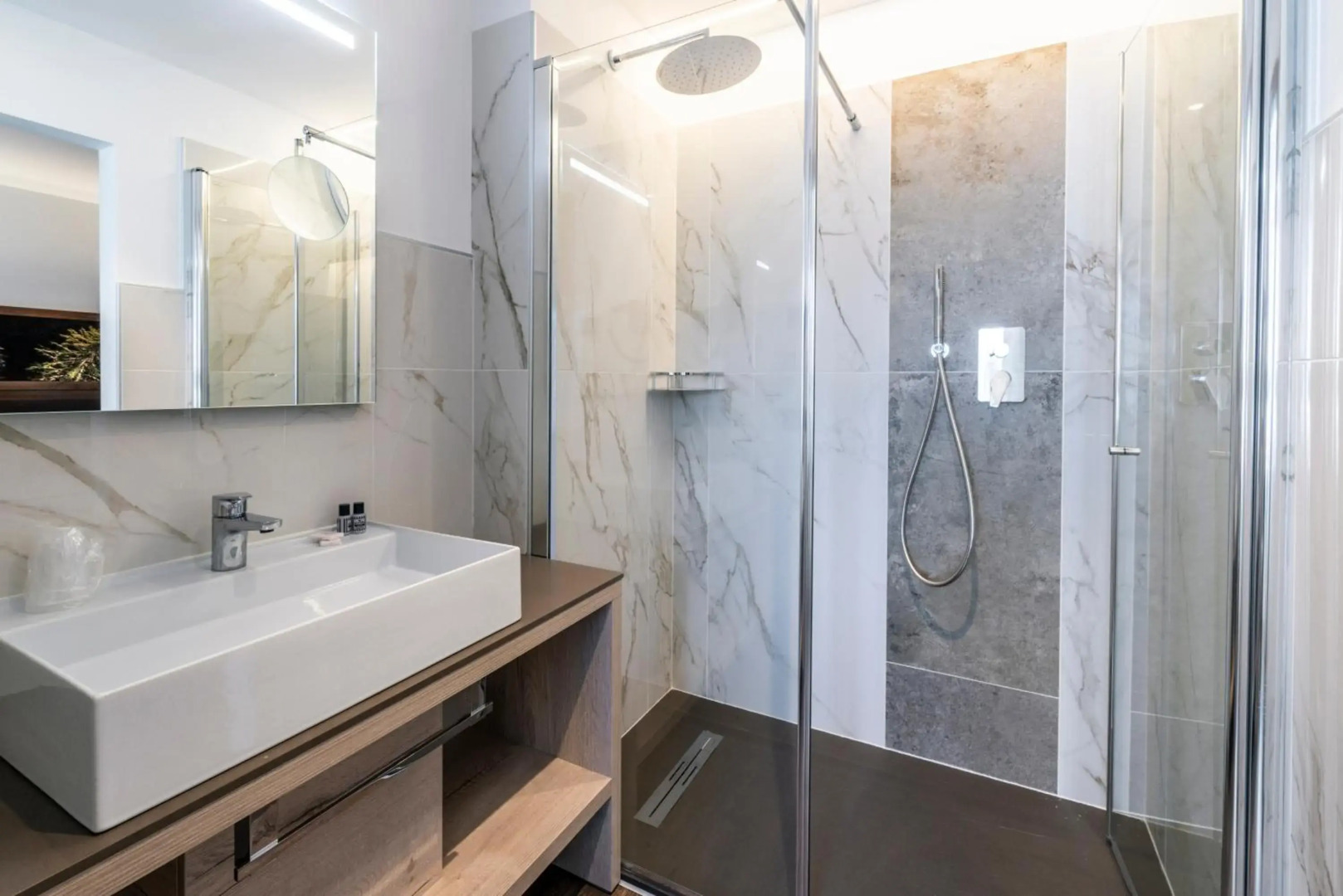 Lady Maria Hotel & Resort