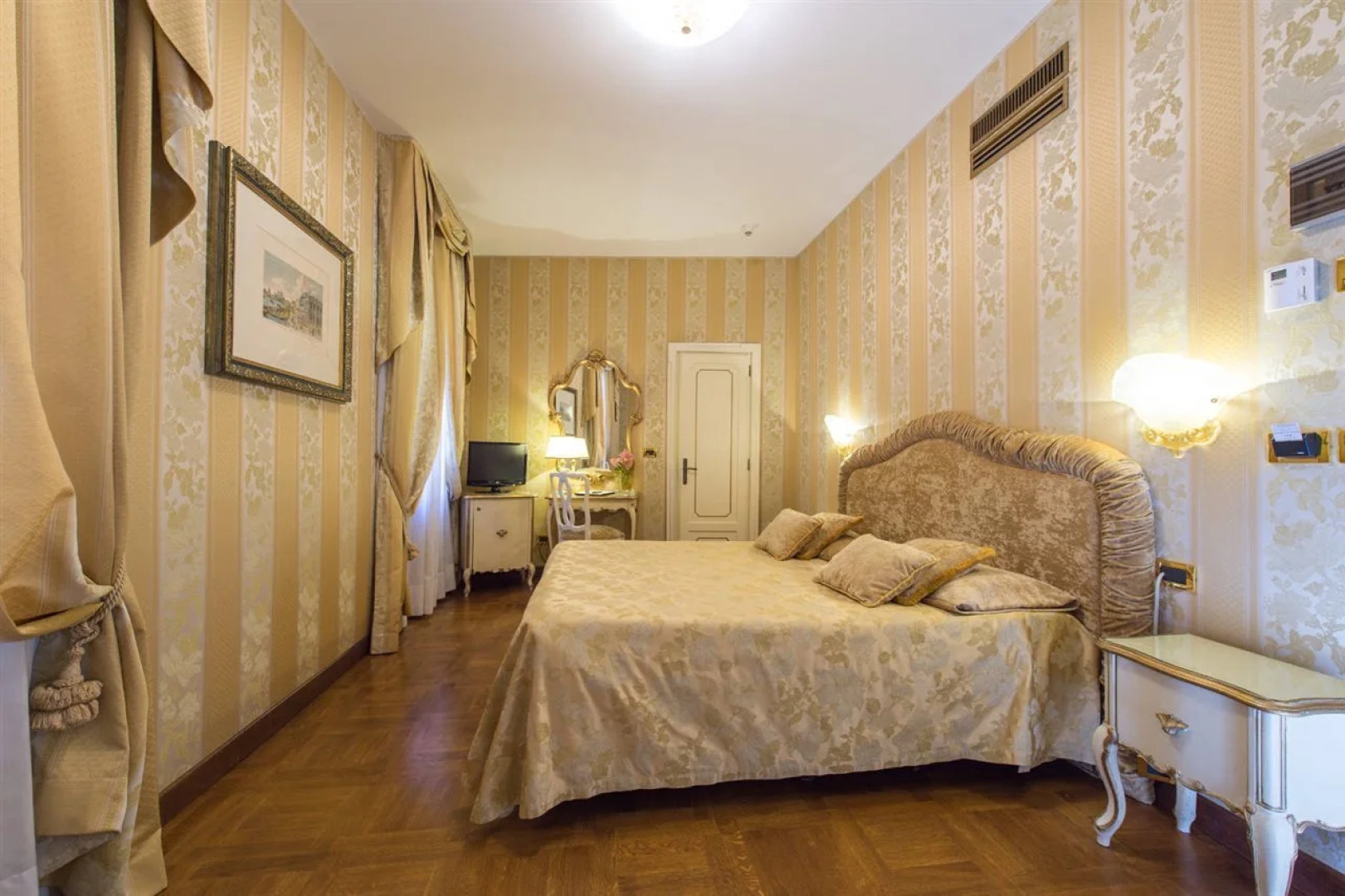 Hotel Savoia & Jolanda