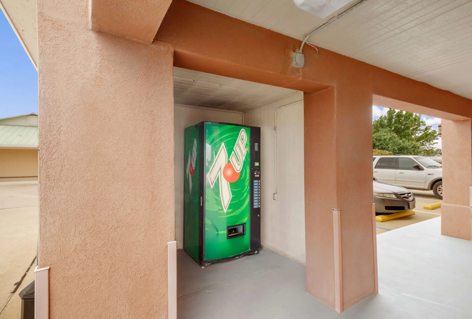 SureStay Hotel by Best Western Rockdale