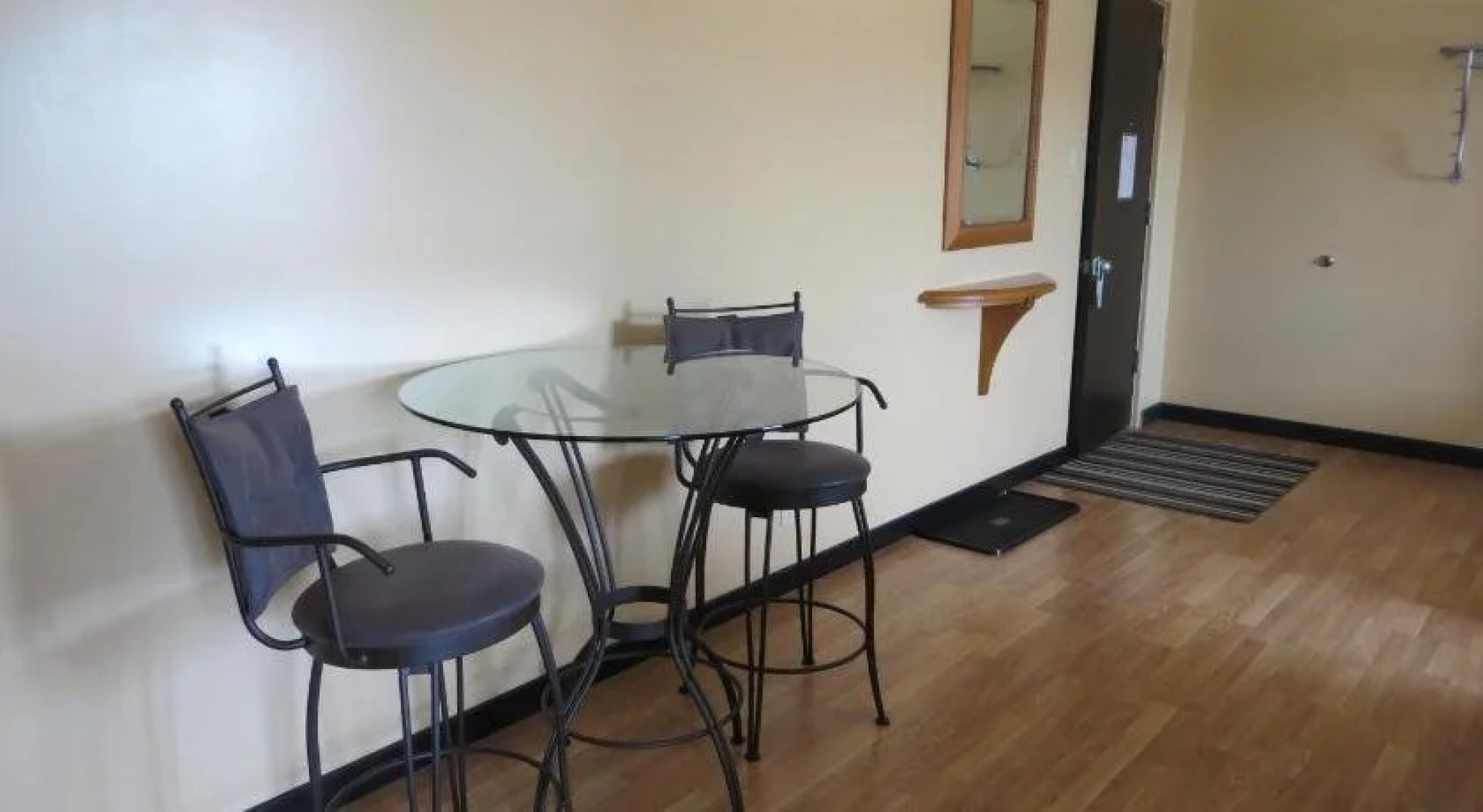 Athabasca Valley Inn & Suites