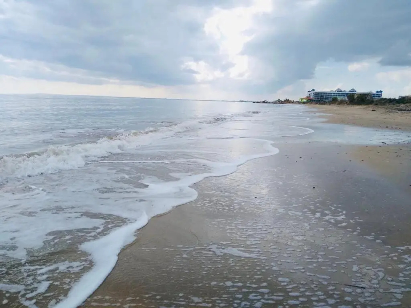 Royal Life Residence Poseidon Studio