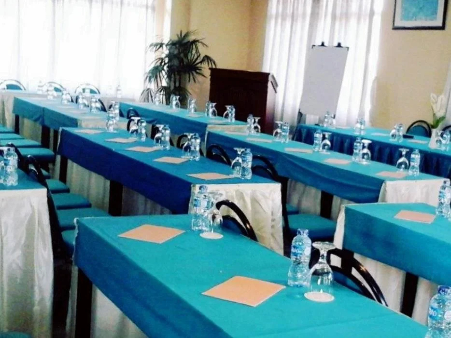 Bumi Ciherang Hotel