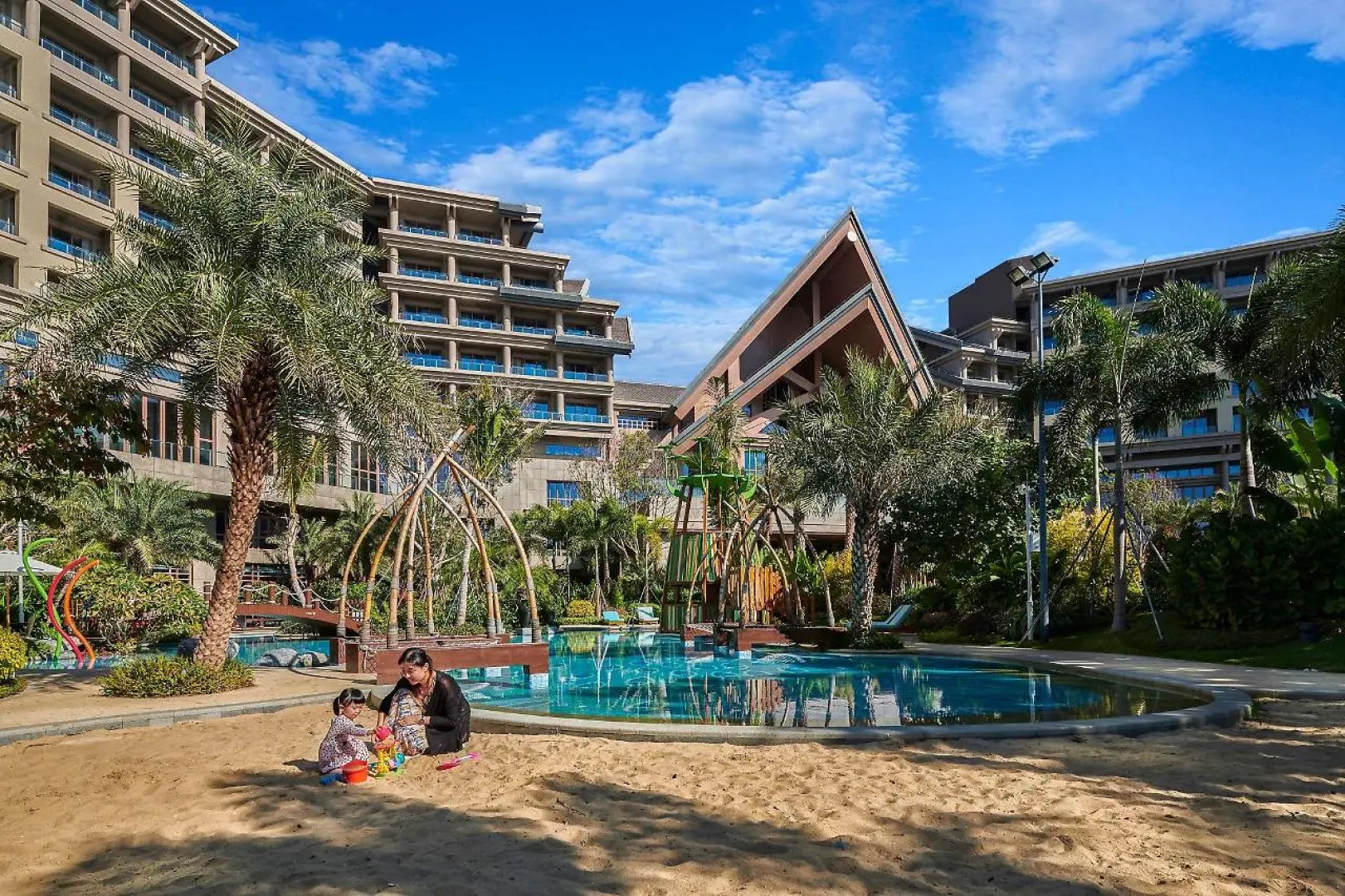 DoubleTree by Hilton Shanwei