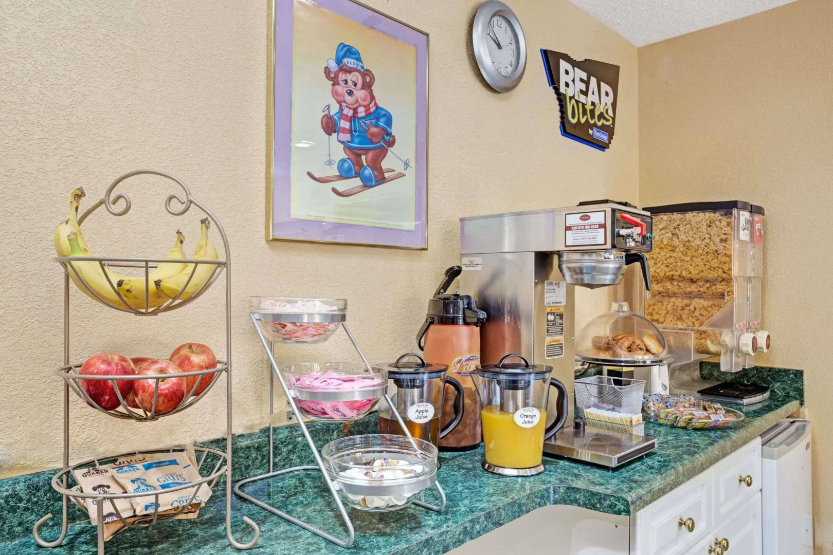 Travelodge by Wyndham Forest Park Atlanta South