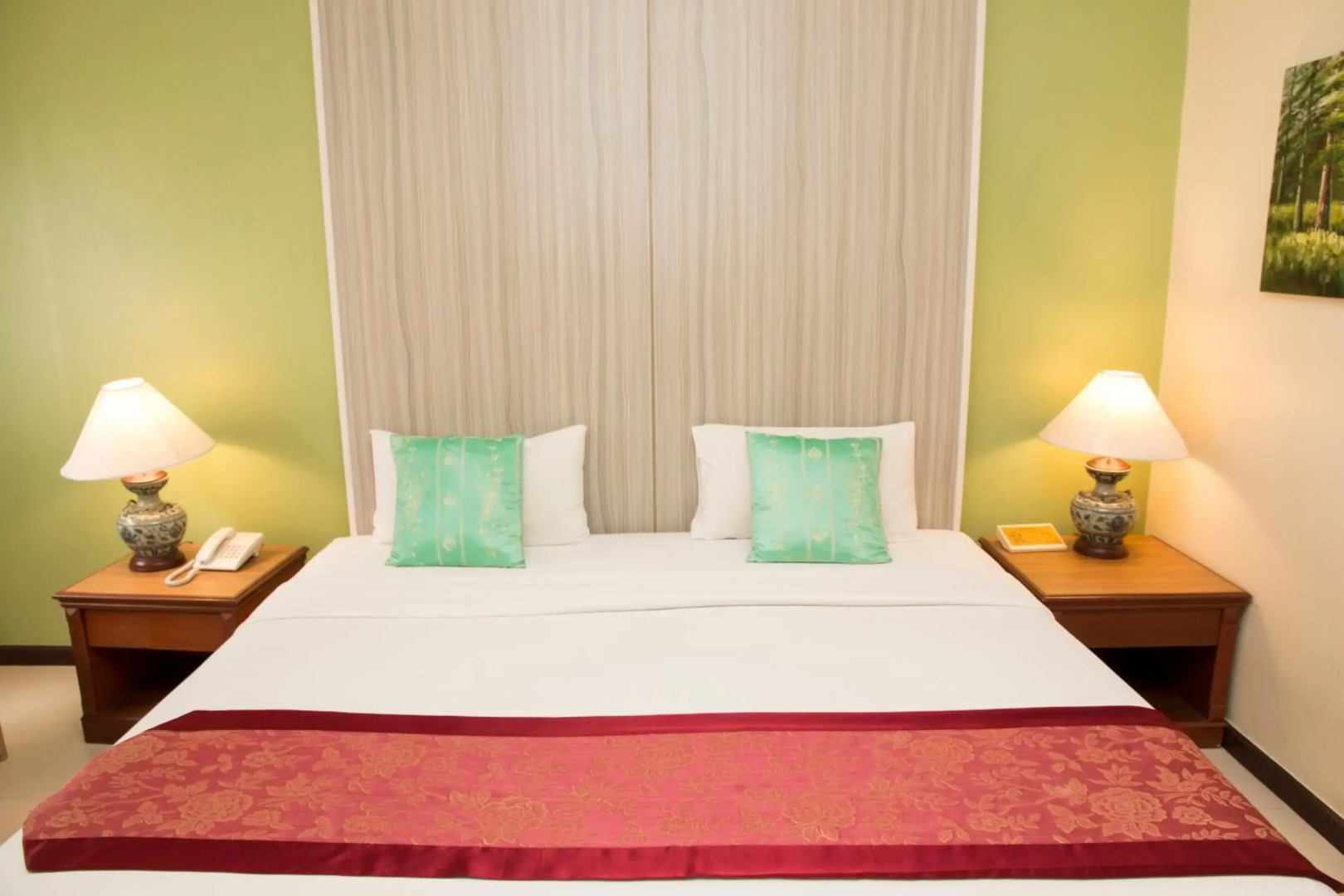 S Lodge Pattaya (formally known as Sabai Lodge)