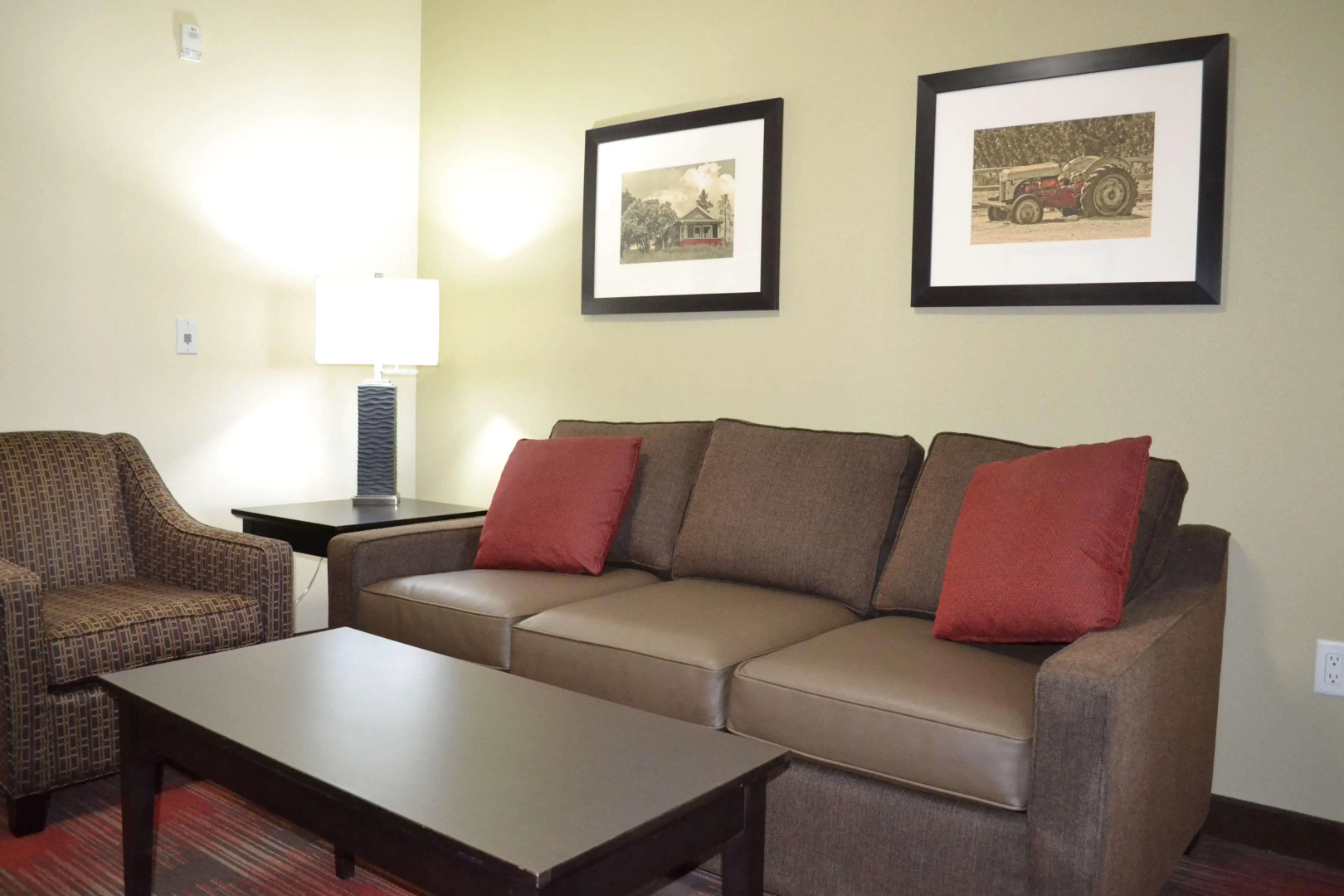 Best Western Plus Red Deer Inn & Suites