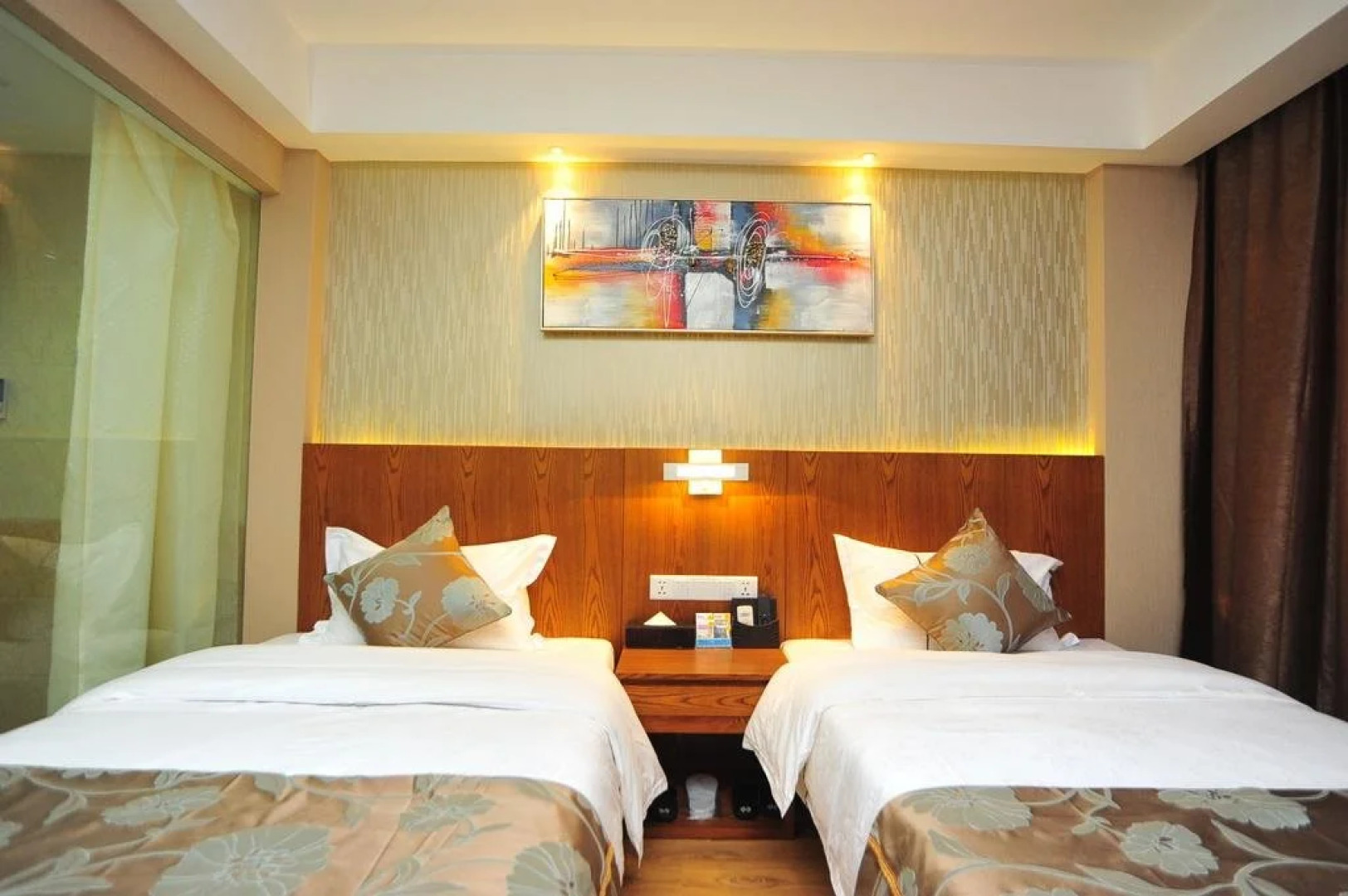 Kunming Pin Zhi Hotel